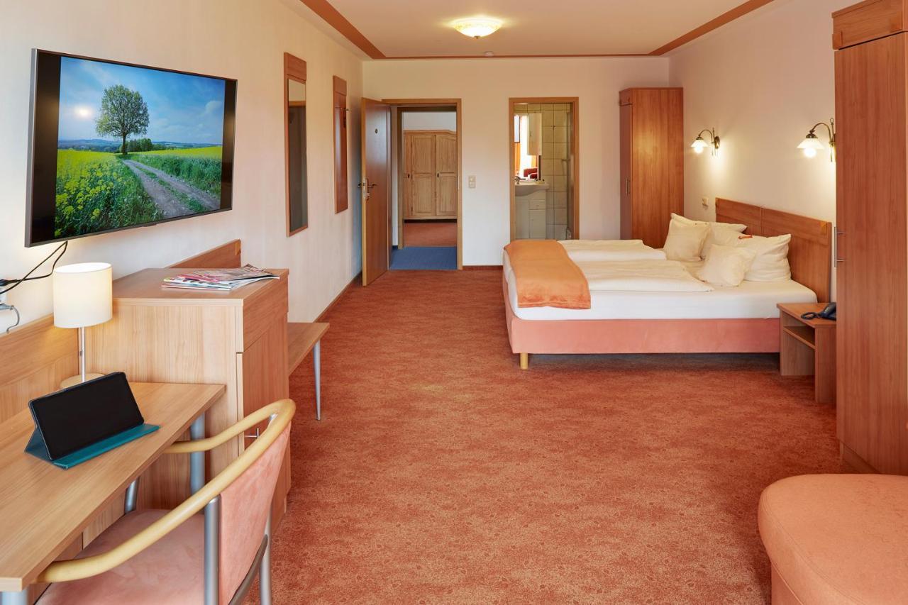 Land- Und Aktivhotel Altmuehlaue บาด โรดัค ภายนอก รูปภาพ