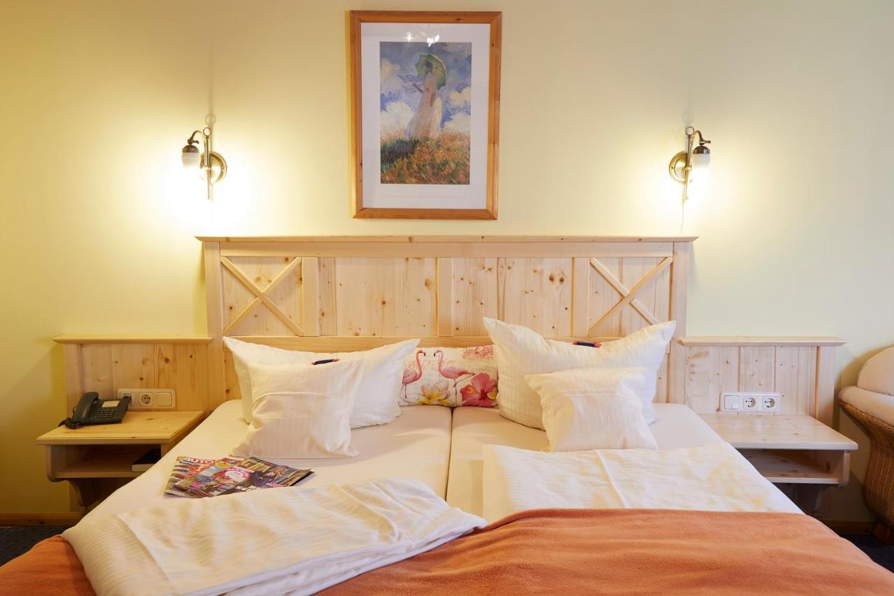Land- Und Aktivhotel Altmuehlaue บาด โรดัค ภายนอก รูปภาพ