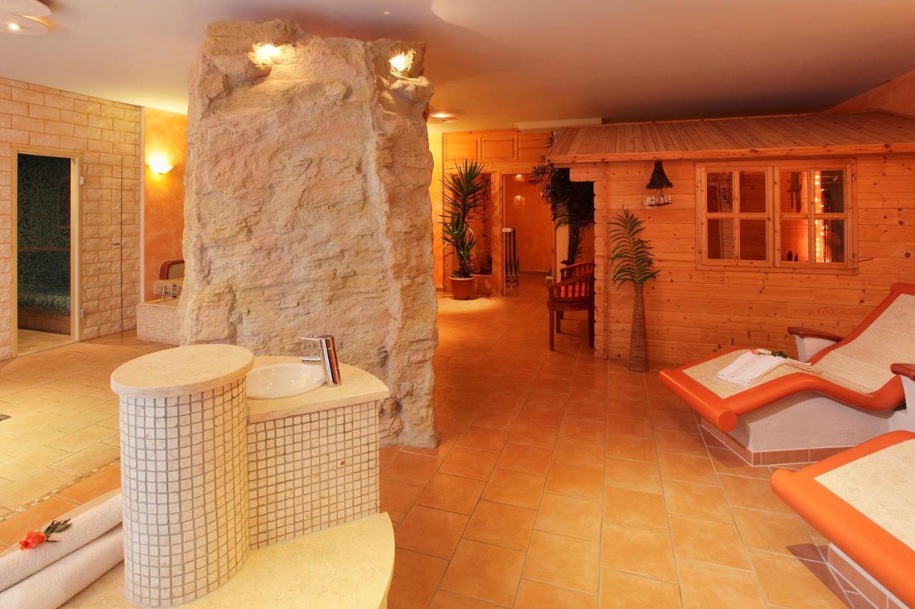 Land- Und Aktivhotel Altmuehlaue บาด โรดัค ภายนอก รูปภาพ