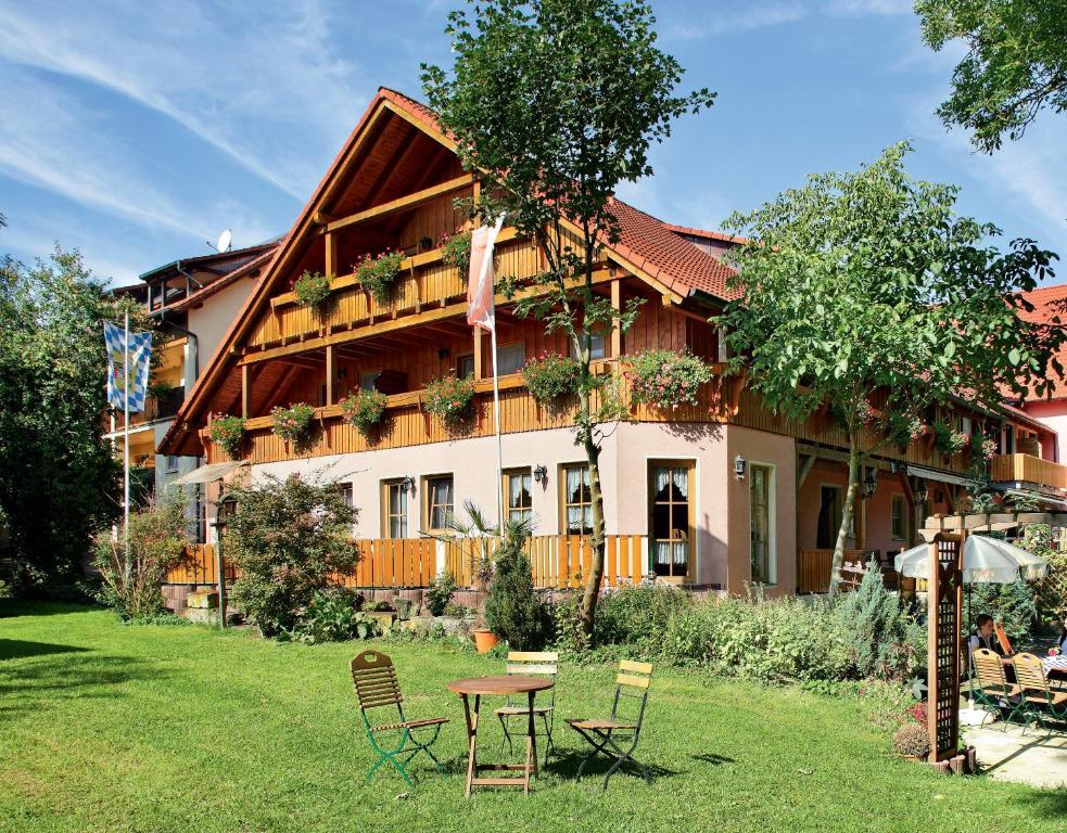 Land- Und Aktivhotel Altmuehlaue บาด โรดัค ภายนอก รูปภาพ
